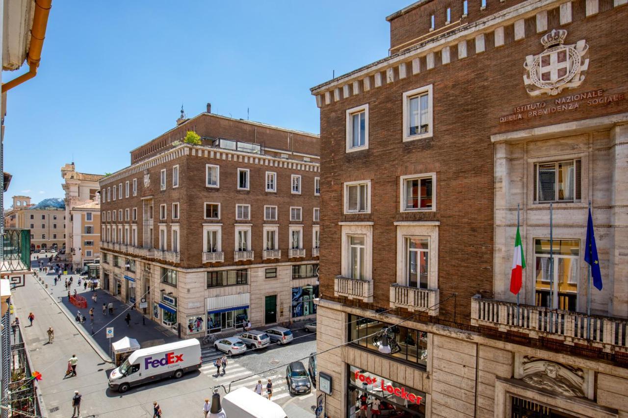 Stay Inn Rome Via Del Corso Exterior photo